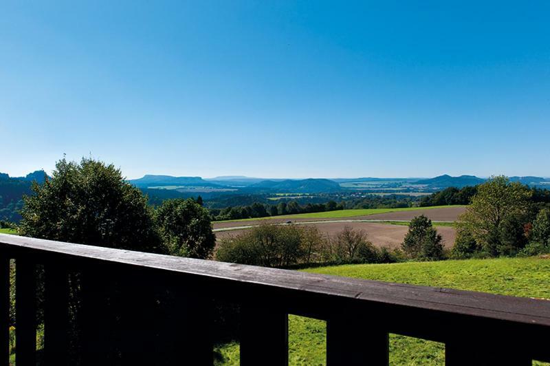 Panorama-Apartments Weinberghaus Mittelndorf Eksteriør bilde